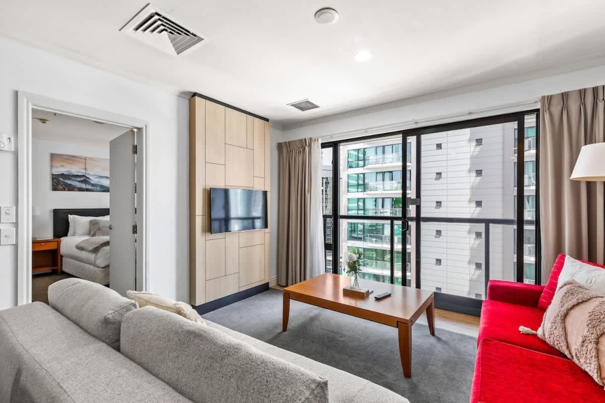 Apartment Getaway 1br W Pool & Gym Near Hotspots Auckland